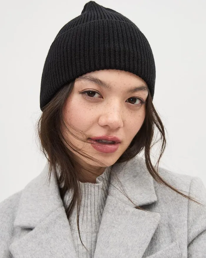 RWandCO Hats Gloves and Scarves Beanie With Large Ribbed Cuff Black 8211 Women