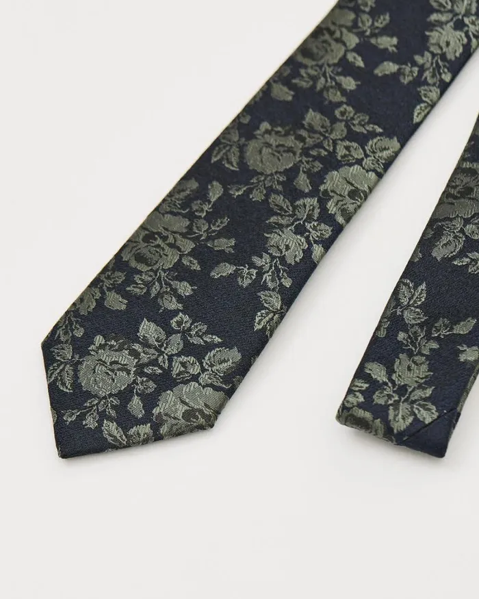 RWandCO Ties and Bow Ties Skinny Tie With Olive Flowers Green Duck 8211 Men RWandCO Ties and Bow Ties Skinny Tie With Olive Flowers Green Duck 8211 Men