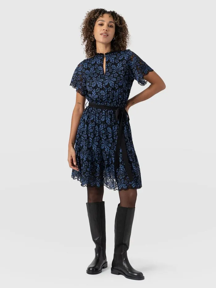 Saint And Sofia Dresses Women Fearne Lace Mini Dress 8211 BlueBlack Blueblack Saint And Sofia Dresses Women Fearne Lace Mini Dress 8211 BlueBlack Blueblack