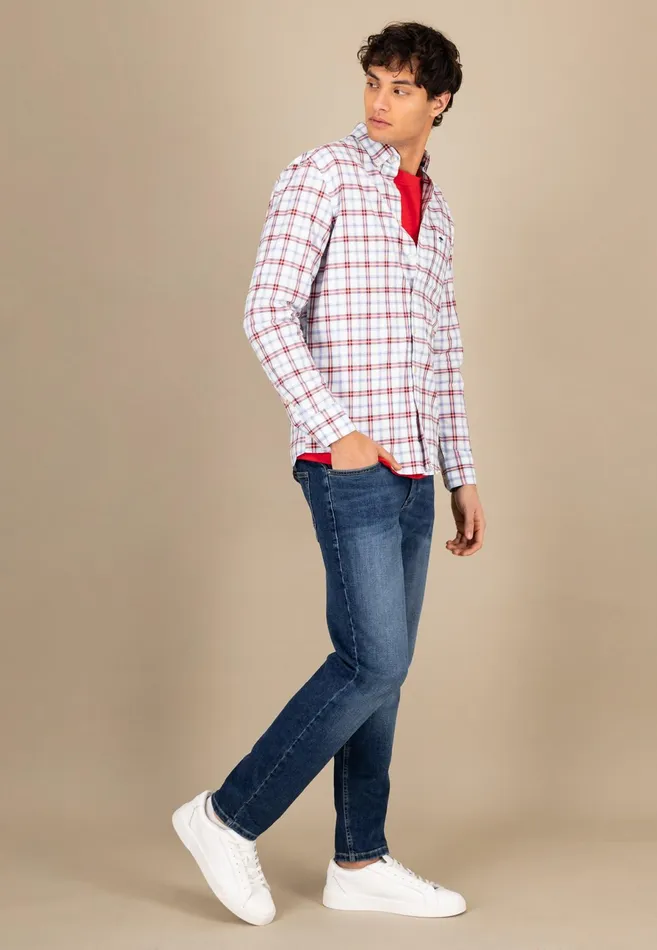 Shirts Men FYNCHHATTON Checked Cotton Shirt With Buttondown Collar Poppy Redstrong Blue