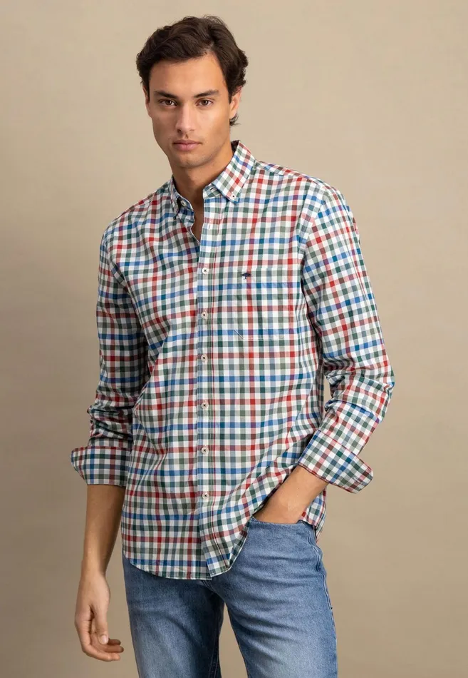 Shirts Men FYNCHHATTON Checked Shirt With Buttondown Collar Rustfuchsiaflamegrass Green Shirts Men FYNCHHATTON Checked Shirt With Buttondown Collar Rustfuchsiaflamegrass Green