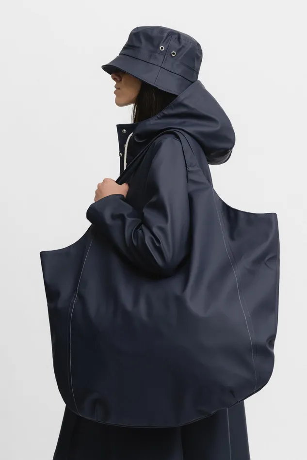 Stutterheim Svea Bag Navy Women Weekend Bags