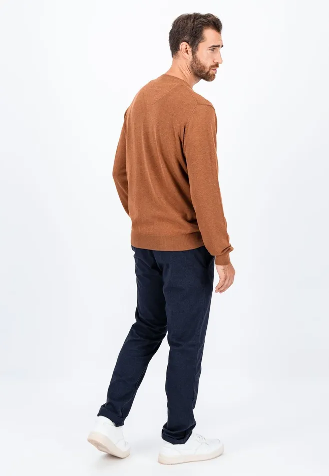 Sweater Men FYNCHHATTON Cotton Knitting Sweater With Vneckline Vibrant Bluenew Dijonrustruby Redflamepale Blushfuchsiadark Teal