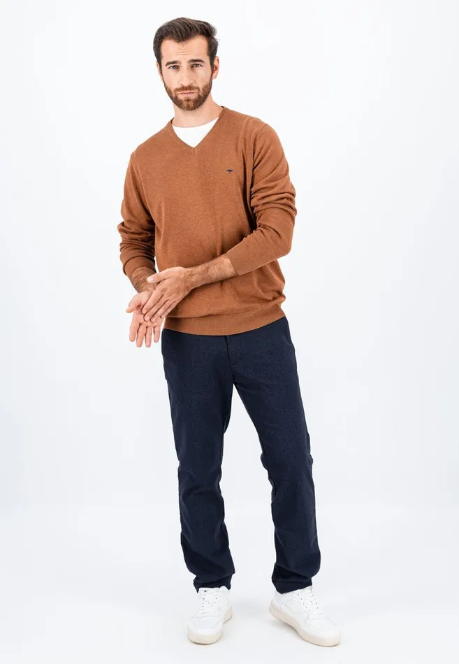 Sweater Men FYNCHHATTON Cotton Knitting Sweater With Vneckline Vibrant Bluenew Dijonrustruby Redflamepale Blushfuchsiadark Teal