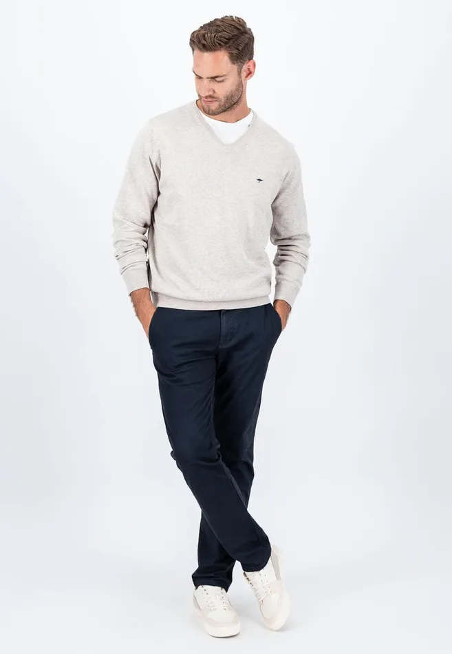 Sweater Men FYNCHHATTON Cotton Knitting Sweater With Vneckline Vibrant Bluenew Dijonrustruby Redflamepale Blushfuchsiadark Teal