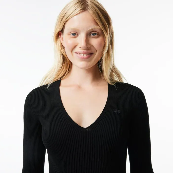 Sweaters and Sweatshirts Women Lacoste Women039s Seamless Ribbed VNeck Sweater Black 031