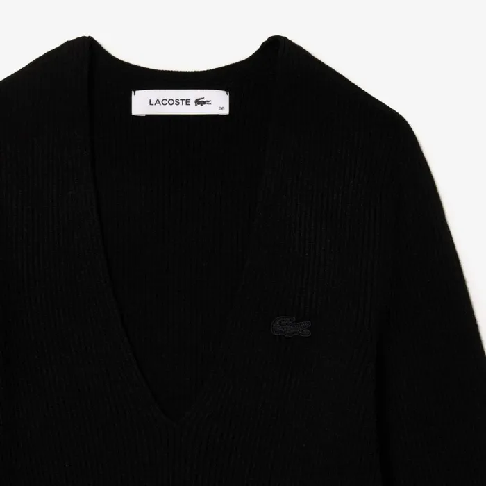 Sweaters and Sweatshirts Women Lacoste Women039s Seamless Ribbed VNeck Sweater Black 031
