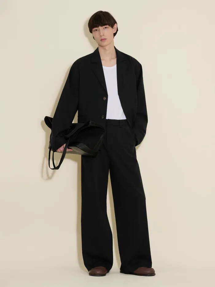 Trousers and Shorts Men Holzweiler Lan Pleat Trousers Black