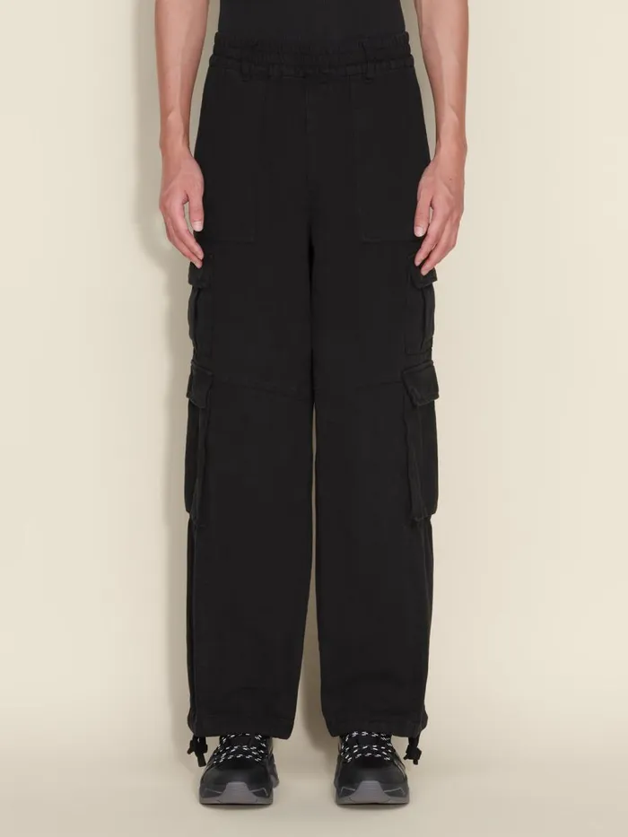 Trousers and Shorts Men Holzweiler Lopa Cargo Washed Trousers Black