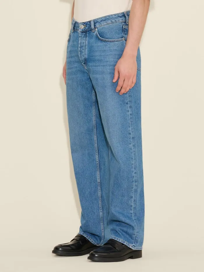 Trousers and Shorts Men Holzweiler M Straight Jeans Lt Blue