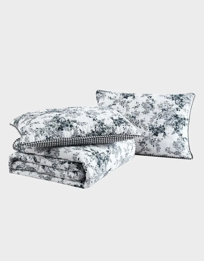 Women BETSEYS FLORAL VINEYARD KING QUILT SHAM SET BLACK Betsey Johnson Women BETSEYS FLORAL VINEYARD KING QUILT SHAM SET BLACK Betsey Johnson