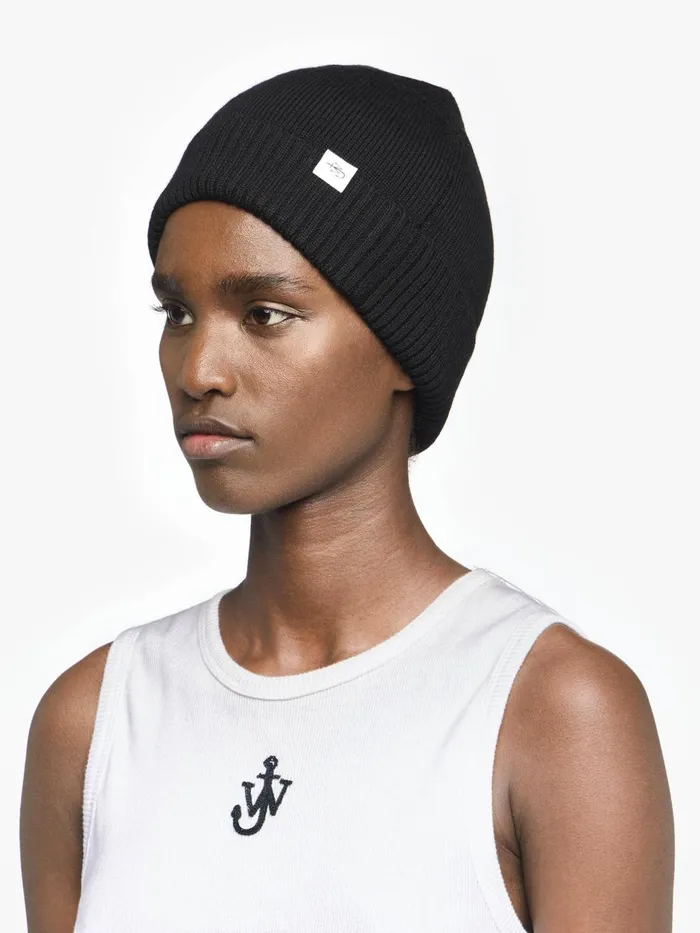 Women HATS JW Anderson KNITTED BEANIE HAT Black Women HATS JW Anderson KNITTED BEANIE HAT Black