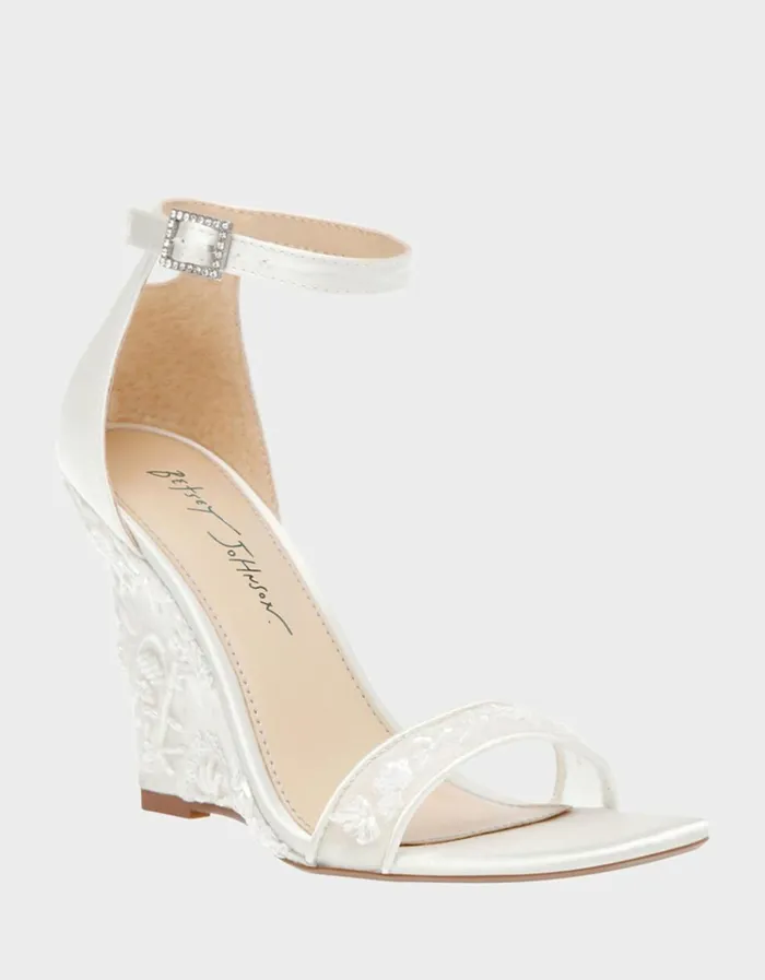Women IVAN IVORY Ivory Betsey Johnson Women IVAN IVORY Ivory Betsey Johnson