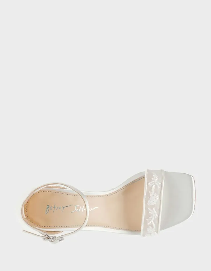 Women IVAN IVORY Ivory Betsey Johnson Women IVAN IVORY Ivory Betsey Johnson