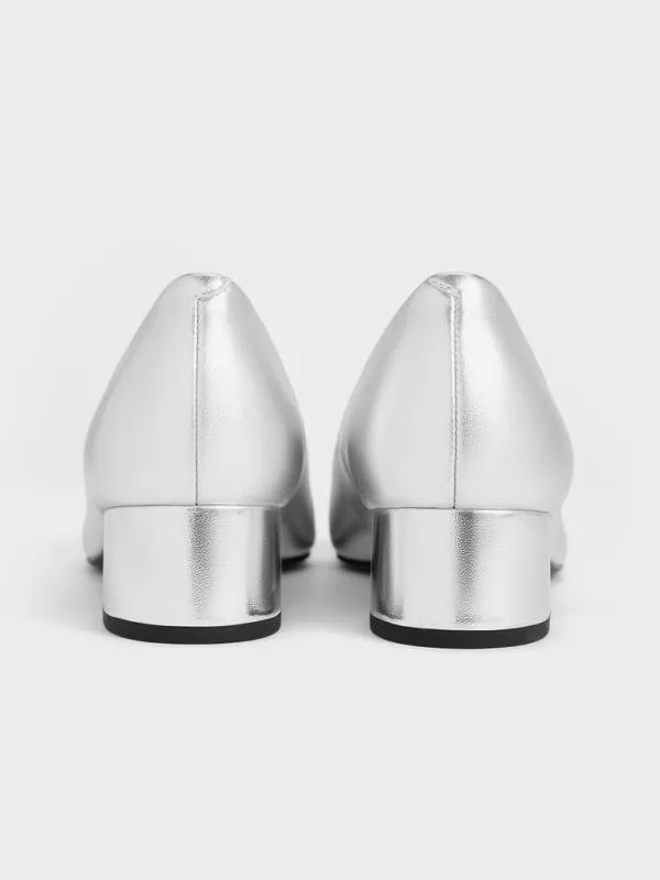 Women Kleo Patent Contrast CapToe Pumps 8211 Silver CHARLES and KEITH Pumps