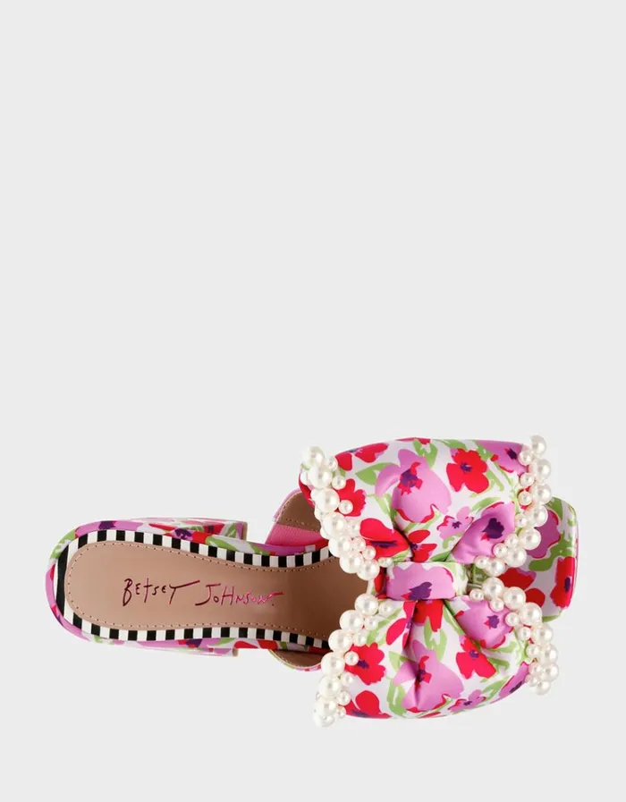 Women MACCIE WHITE MULTI White Multi Betsey Johnson