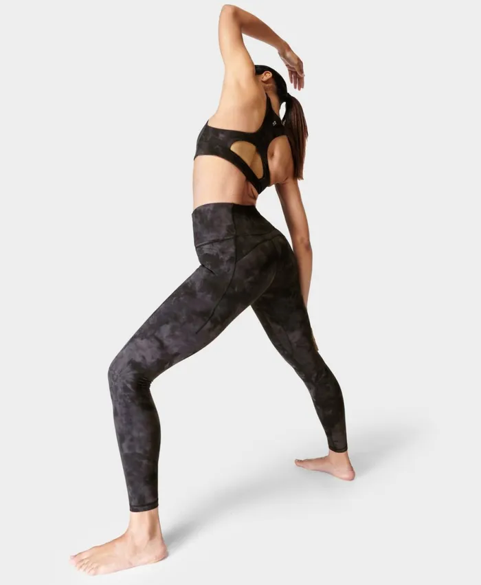 Women Super Soft Yoga Leggings Black Spray Dye Print Sweaty Betty Pocketed