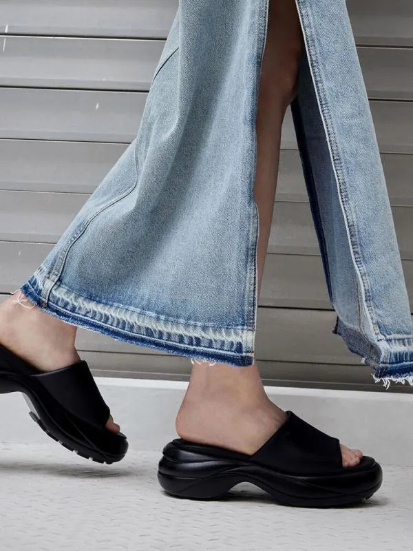 Women WideStrap Curved Platform Sports Sandals 8211 Black CHARLES and KEITH Sandals