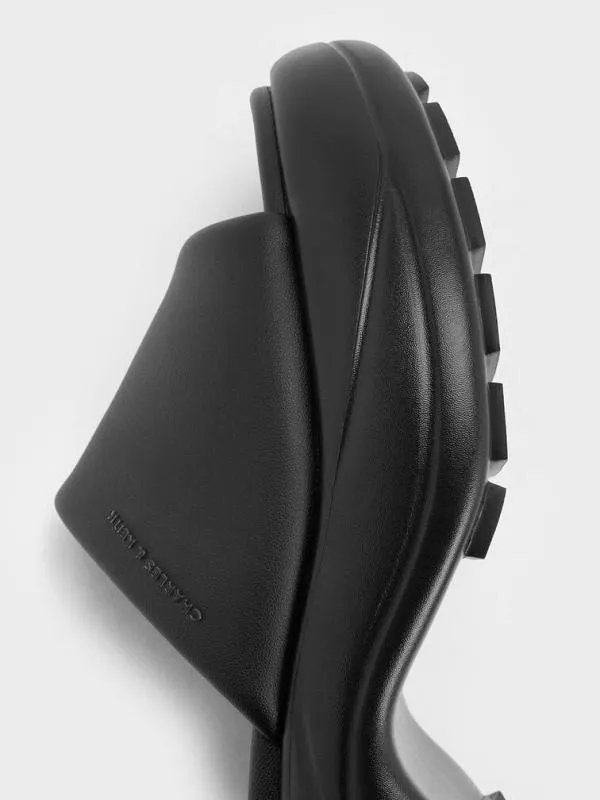 Women WideStrap Curved Platform Sports Sandals 8211 Black CHARLES and KEITH Sandals