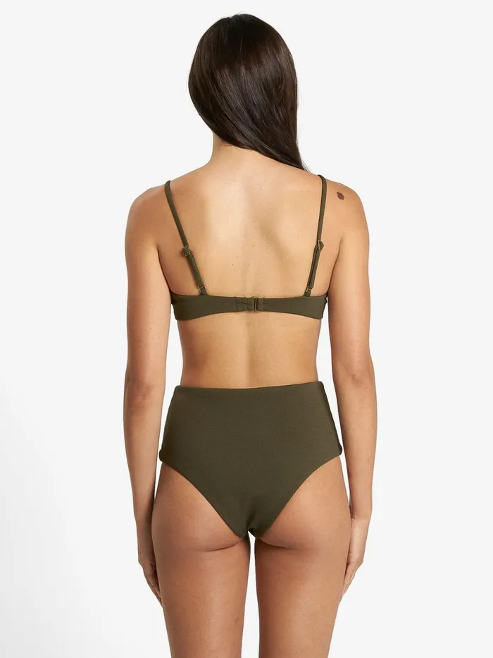 Womens Adira Underwire Bikini Top Tarmac Thrills Swim