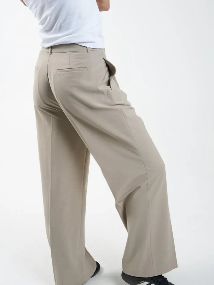 Womens Artisan Suiting Pant Stone Thrills Pants