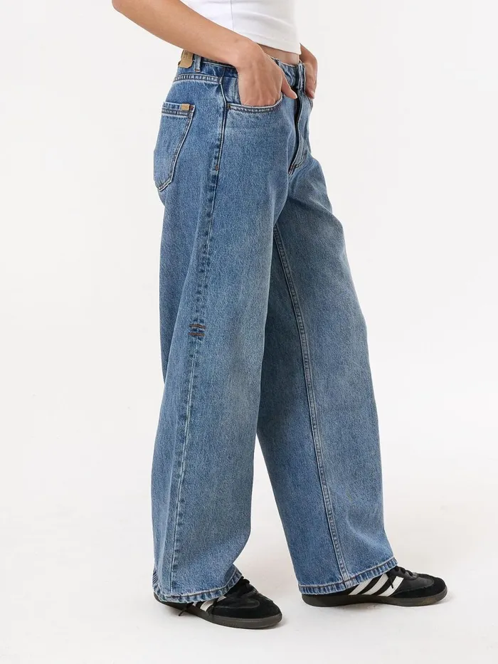 Womens Billie Low Baggie Jean Weathered Blue Thrills Denim