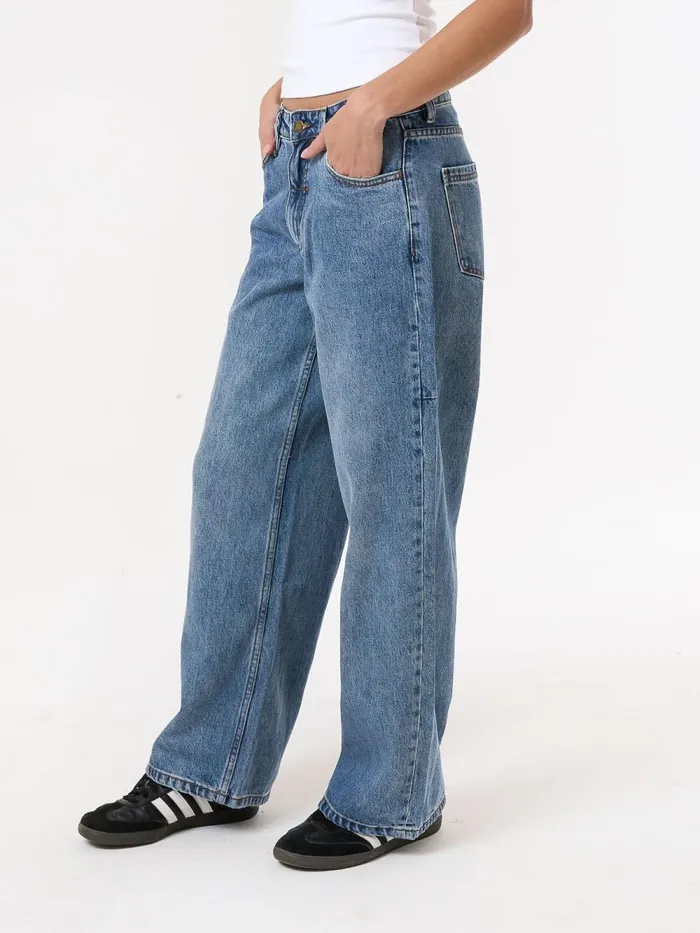 Womens Billie Low Baggie Jean Weathered Blue Thrills Denim