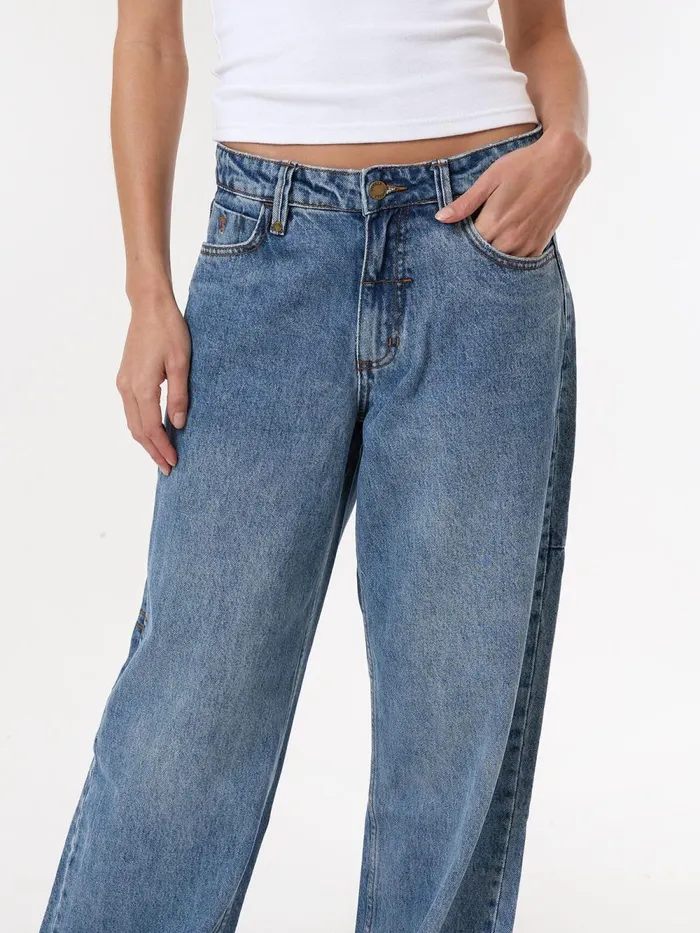 Womens Billie Low Baggie Jean Weathered Blue Thrills Denim