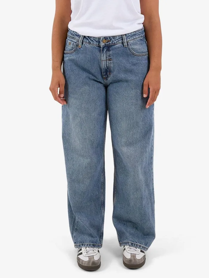 Womens Billie Low Baggie Jean Weathered Blue Thrills Denim