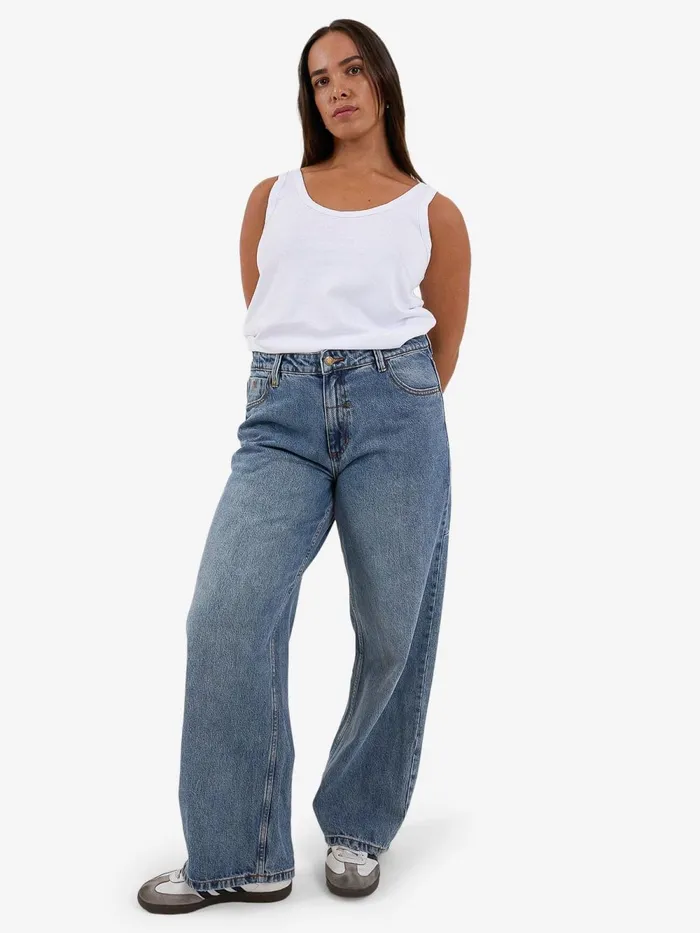 Womens Billie Low Baggie Jean Weathered Blue Thrills Denim