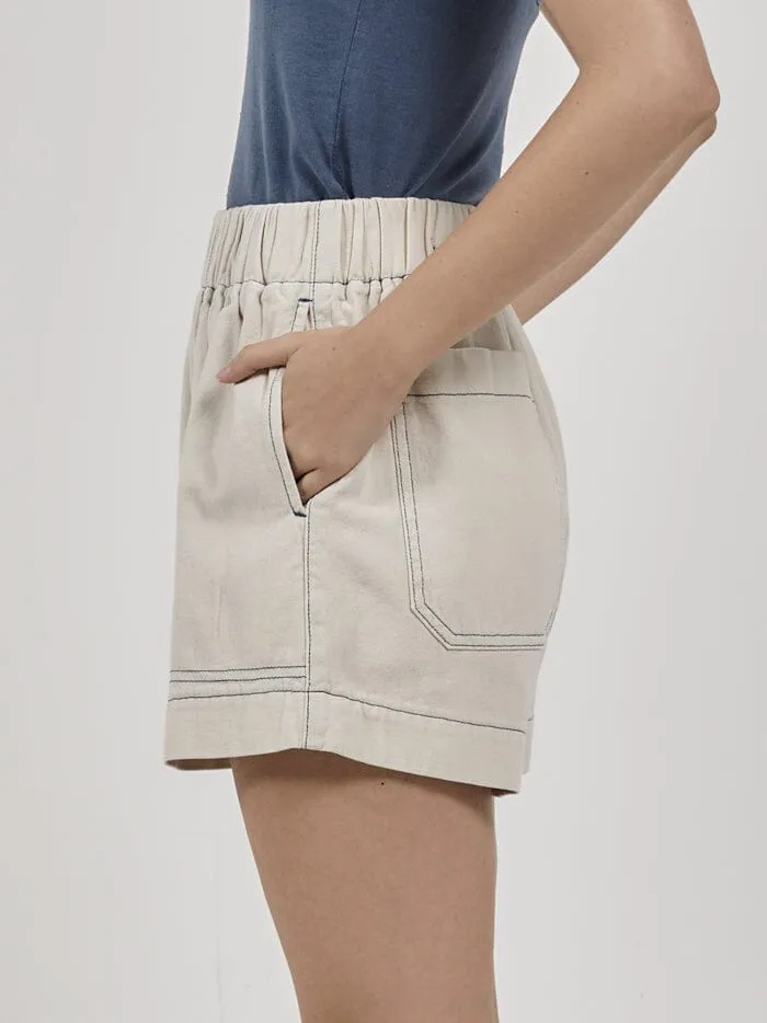 Womens Ease Utility Short Vintage Bone Botanical Blue Thrills Shorts