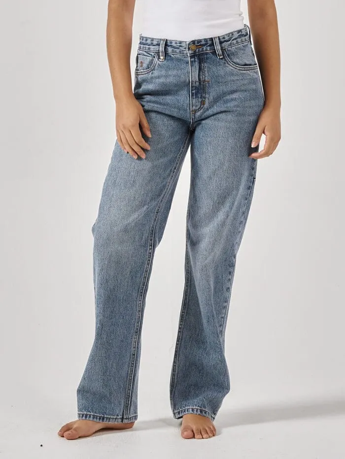 Womens Rachel Jean Weathered Blue Thrills Denim